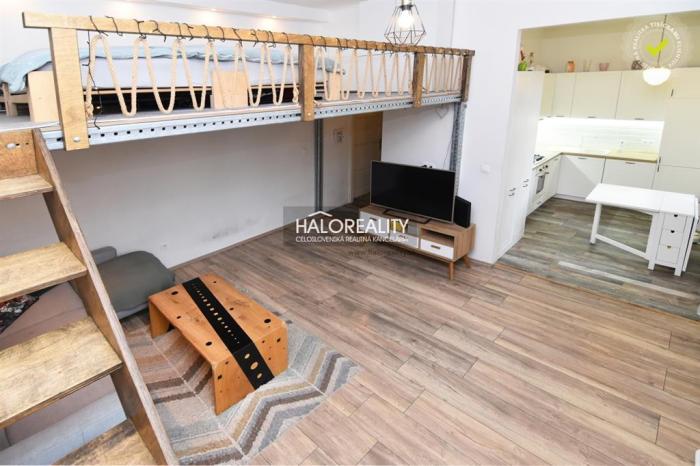 Reality Prenájom, dvojizbový byt Bratislava Staré Mesto