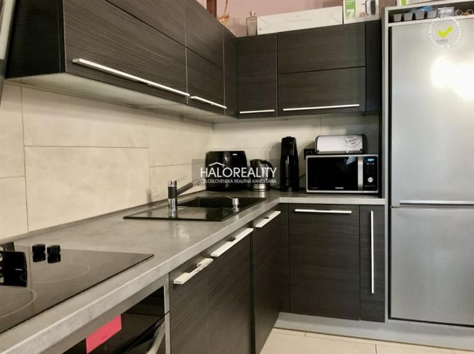 Reality Predaj, trojizbový byt Banská Bystrica, Sásová - ZNÍŽENÁ CENA