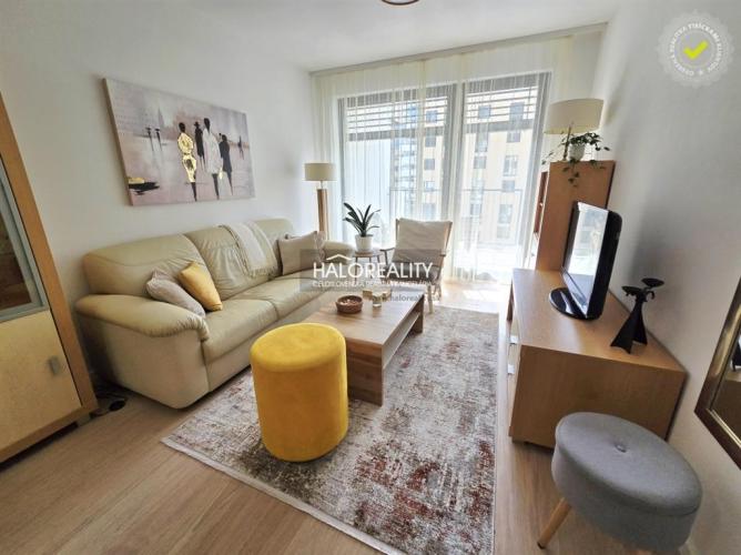 Reality Prenájom, dvojizbový byt Bratislava Ružinov, Trnavská cesta+ gar.státie - NOVOSTAVBA - EXKLUZÍ