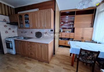 Reality Predaj, trojizbový byt Prievidza, Dlhá Ulica - centrum - EXKLUZÍVNE HALO REALITY