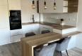 Reality Krásny zariadený 2 izbový byt Hrubá Borša 800,- Eur