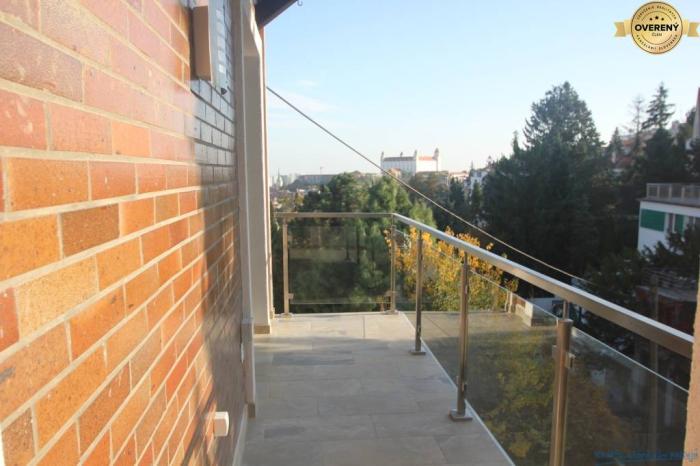 Reality TOP locality & view! Krásny VÝHĽAD-3i byt,BALKÓN ( 91 m2 )-Staré Mesto