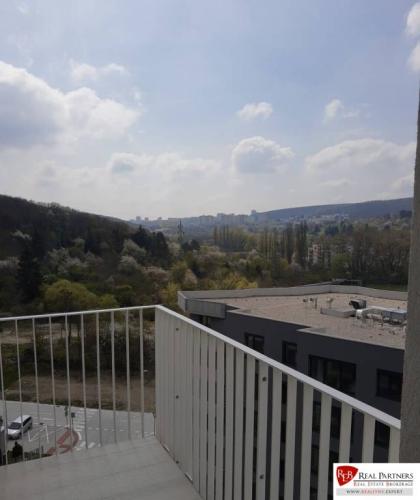 Reality Prenájom 2-izb. bytu v Novostavbe Čerešne-Polianky, Bratislava