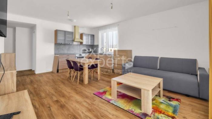 Reality Príjemný, slnečný 2i byt 57 m2, A/C, s lodžiou a parkovaním, BORY