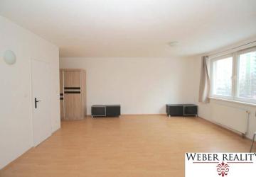 Reality 1-izb.nezariad.byt v Dúbravke, Agátová ul. 47 m2 s balkónom, vrát Ener