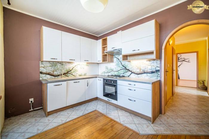 Reality TOREA - 3i BYT NA PREDAJ, 71m2, SVÄTOPLUKOVA UL., PEZINOK SEVER