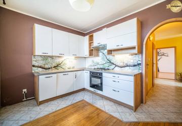 Reality TOREA - 3i BYT NA PREDAJ, 71m2, SVÄTOPLUKOVA UL., PEZINOK SEVER