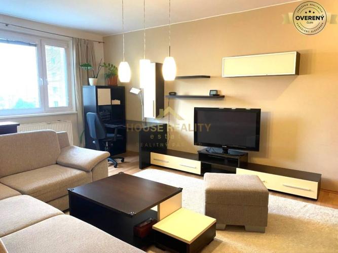 Reality Prenájom pekný 3 izbový byt, Hrobákova ulica, Bratislava V. Petržalka