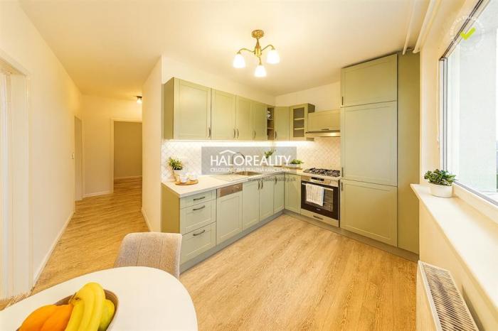 Reality Predaj, trojizbový byt Poprad, s balkónom - ZNÍŽENÁ CENA