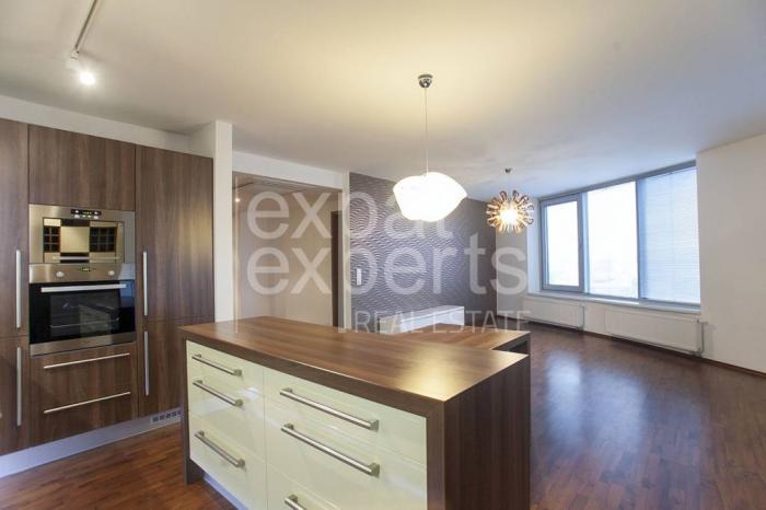 Reality REZERVOVANÉ Priestranný 4i byt 117m2, s terasou a parkovaním, III VEŽE