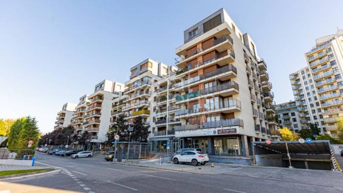 Reality REZERVOVANÉ 5i byt, 202 m2, terasy 105 m2, 2 x parking, BORIA