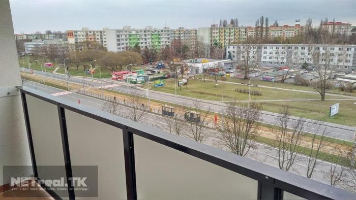 Reality - 1,5 i izbový byt. ( 47,5 m2)- Loggia - Samostatná spalna - Atraktívna lokalita - BA Ružinov -