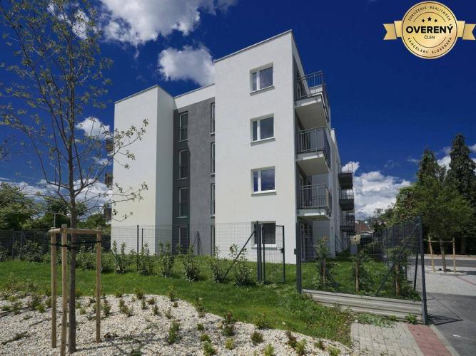 Reality Kúpime garsónku alebo 1-izb. byt v Pezinku.