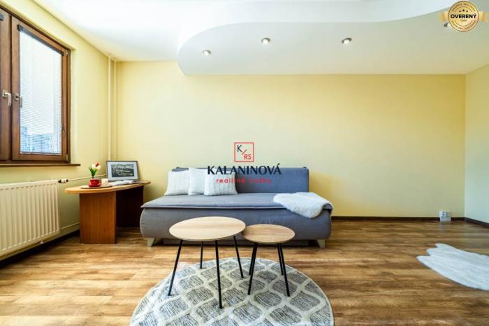 Reality NA PREDAJ: priestranný 4-i byt s loggiou, Košice-Ťahanovce, Varšavská