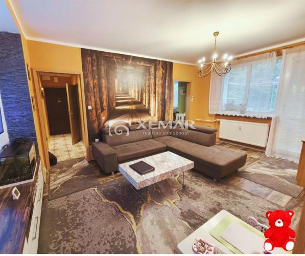 Reality Predaj kompletne zrekonštruovaného 3-izbového bytu v Lučenci