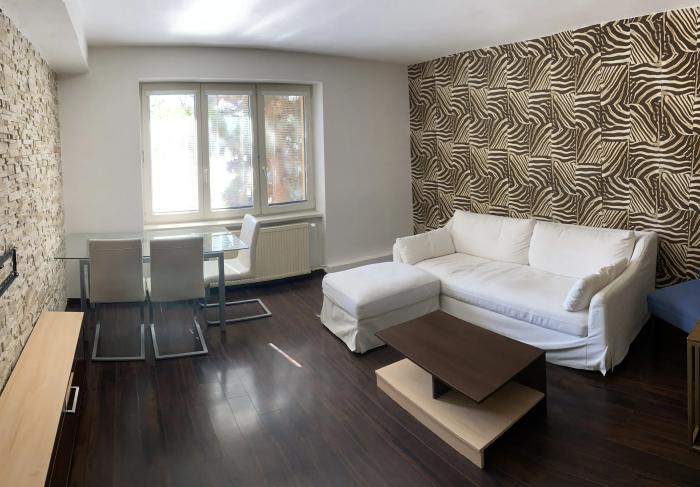 Reality Na dlhodobý prenájom 2-izbový byt na Pluhovej, Bratislava