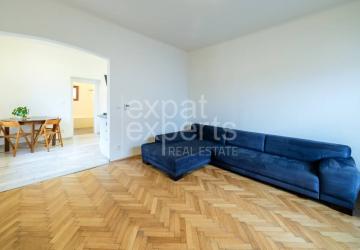 Reality REZERVOVANÉ Svetlý 3i byt 91 m2 v rodinnom dome, s garážou a záhradou