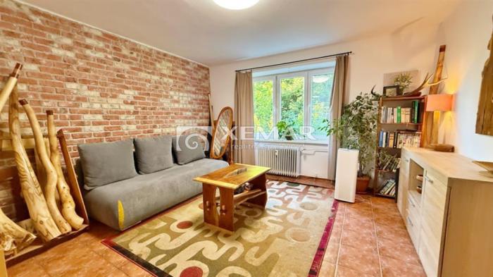 Reality Na predaj krásny 2i byt Banská Štiavnica