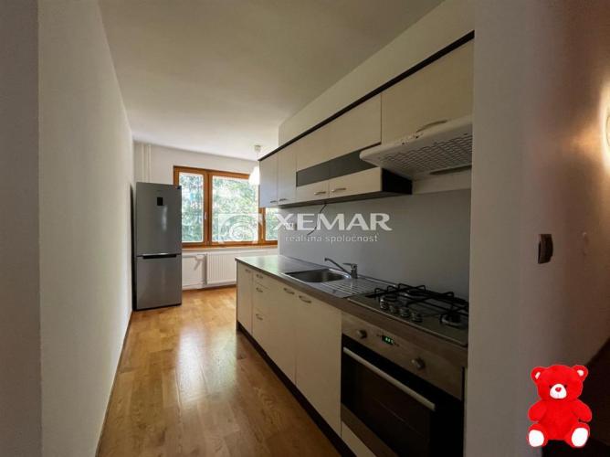 Reality Prenájom 3,5 izb. byt Banská Bystrica