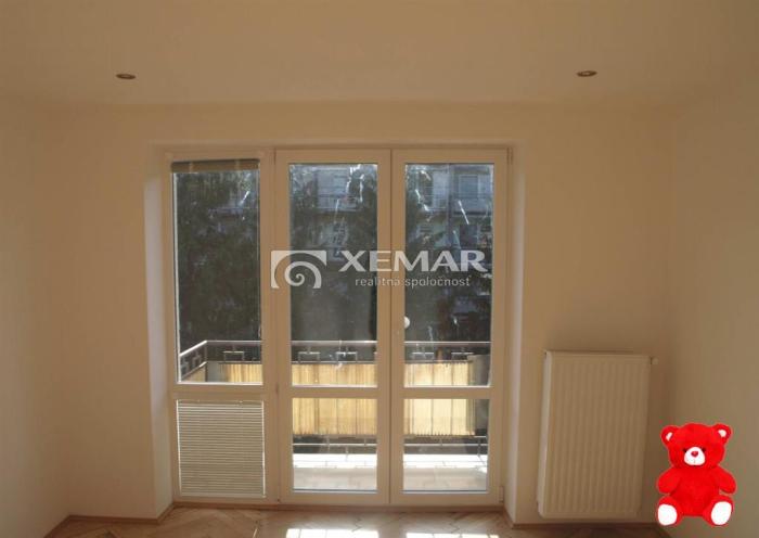 Reality PREDAJ 2 izbovy byt Zvolen, centrum