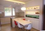 Reality TOP ZREKONŠTRUOVANÝ+ ZARIAD. 5-izb. byt 95 m2+ loggia, vlastné kúrenie