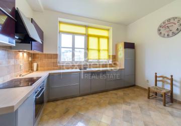 Reality Veľkometrážny 5i mezonet 226 m2, nezariadený vo výbornej lokalite