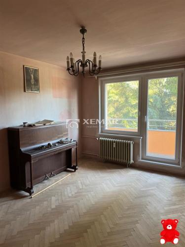 Reality PREDAJ 2,5 izbový byt Banská Bystrica Fončorda