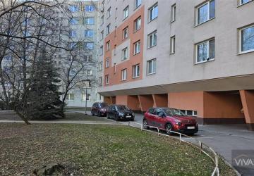Reality VIVAREAL* REZERVOVANÉ! Garzónka pri centre, po rekonštrukcii, zariadená, vyhľadávaná lokalita