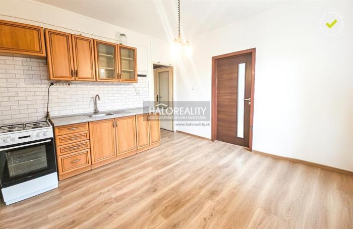 Reality Prenájom, trojizbový byt Považská Bystrica, Rozkvet