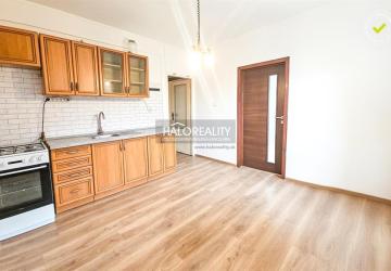 Reality Prenájom, trojizbový byt Považská Bystrica, Rozkvet