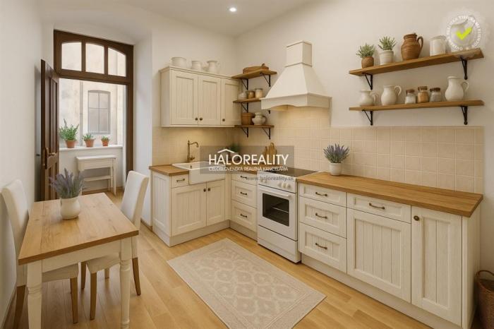 Reality Predaj, dvojizbový byt Liptovský Mikuláš, byt priamo v centre mesta s vlastným parkovaním - ZN