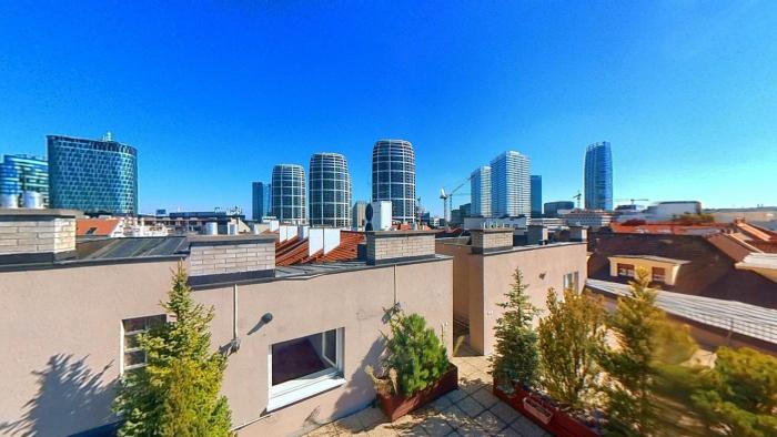 Reality 5i. PENTHOUSE 215m2, Lazaretská ul., 5 min. od EUROVEA a nábrežia, 4x balkón, terasa, výhľad