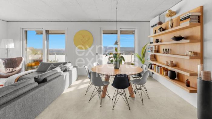 Reality Jedinečný, dizajnový 5i byt 140m2, 2x parking, terasa, Drotárska cesta