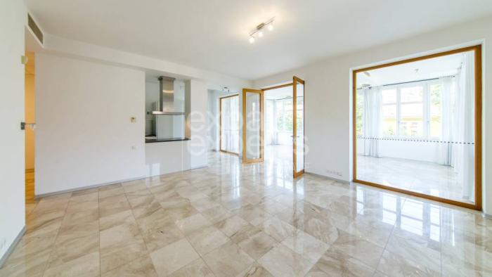 Reality Svetlý 4i byt 138 m2, 2 spálne, nezariadený, HLBOKÁ RESIDENCE