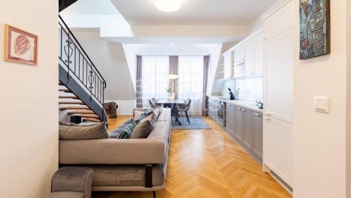 Reality Unikátny 2i mezonet 82m2, s terasou, NA KRÁTKODOBÝ PRENÁJOM 3 MESIACE