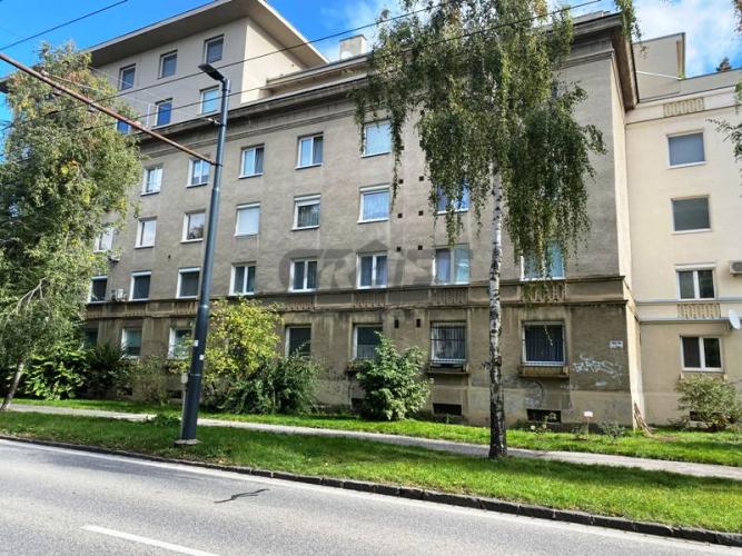 Reality 2,5 - izb. byt  Miletičova ul. - NIVY