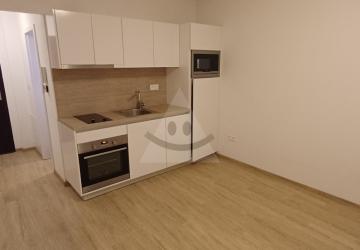 Reality garsónka, Žilina, Staré mesto, Komenského