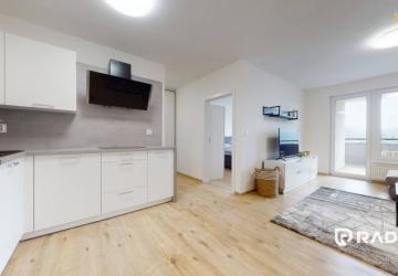 Reality RADO | 2-izbový byt, ul. Armádna + parkovanie | Trenčín