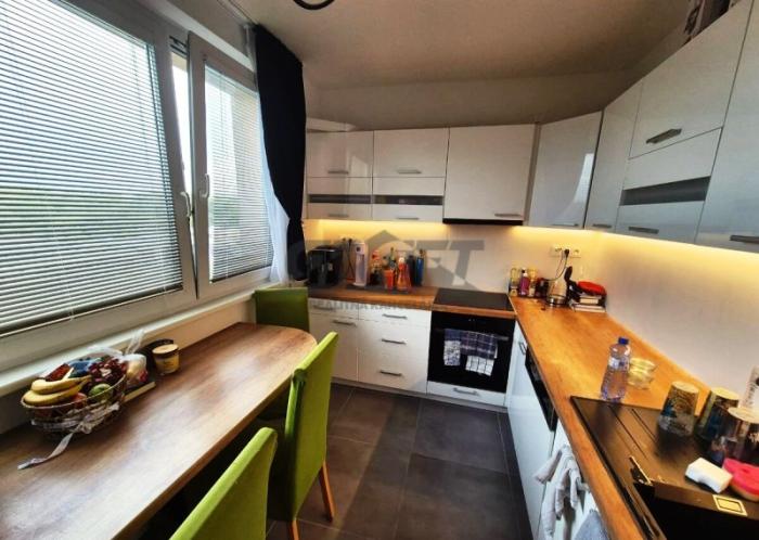 Reality Na prenájom 2-izb. byt Medveďovej ul. - Petržalka