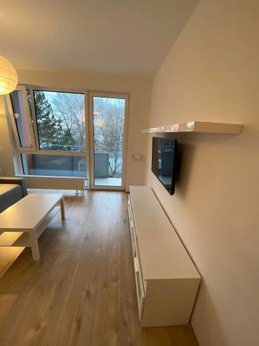 Reality Na prenájom: Zariadený 2-izbový byt v novostavbe Nuppu –