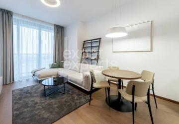 Reality Dizajnový 2i byt 50 m2, s lodžiou a A/C, parkovanie, EUROVEA TOWER