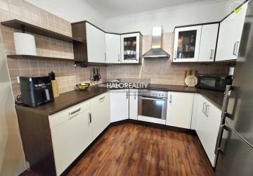 Reality Predaj, trojizbový byt Bratislava Nové Mesto, Tomášikova+možnosť dokúpiť gar. státie - NOVO