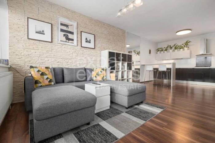 Reality REZERVOVANÉ Veľmi pekný 2i byt 55m2, s parkovaním a lodžiou