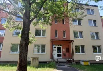 Reality RADO | 3i byt 73 m2 so šatníkom | sídlsiko JUH - Trenčín