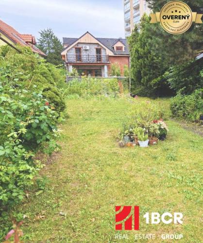 Reality PRIESTRANNÝ 4 - IZB.BYT SO ZÁHRADKOU V STAREJ ČASTI RAČI | ALSTROVÁ UL