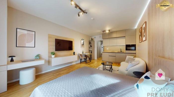 Reality DIZAJNOVO ZARIADENÝ 1-IZBOVÝ BYT S BALKÓNOM A PIVNICOU (40 m2)+PARKING