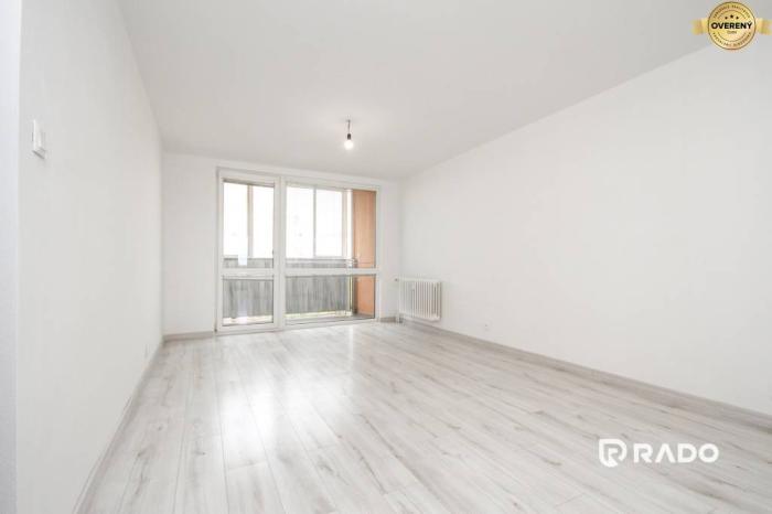 Reality RADO | 3i byt 72m2 + lodžia, 7.p., M. Bela - Trenčín
