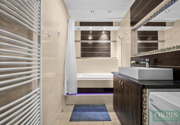 Reality NA PREDAJ: priestranný a kompletne zrekonštruovaný 2-izbový byt v atraktívnej lokalite Bratisla