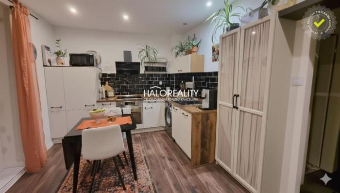 Reality Predaj, dvojizbový byt Poprad, Útulný byt so záhradkou - ZNÍŽENÁ CENA