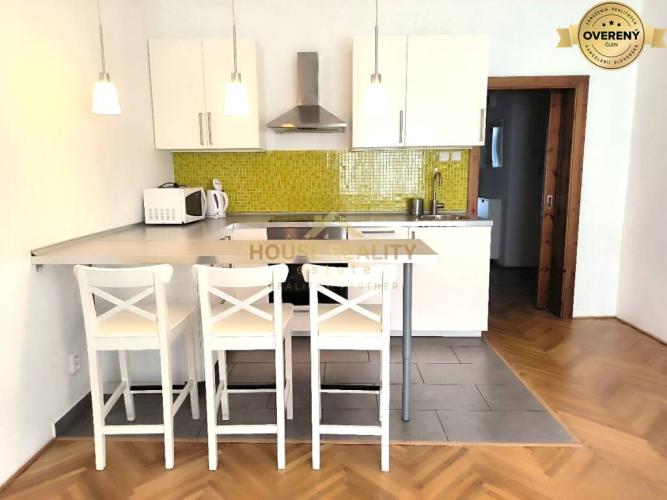Reality Prenájom 2 izb. byt CENTRUM Laurinská ulica, Bratislava I. Staré Mesto